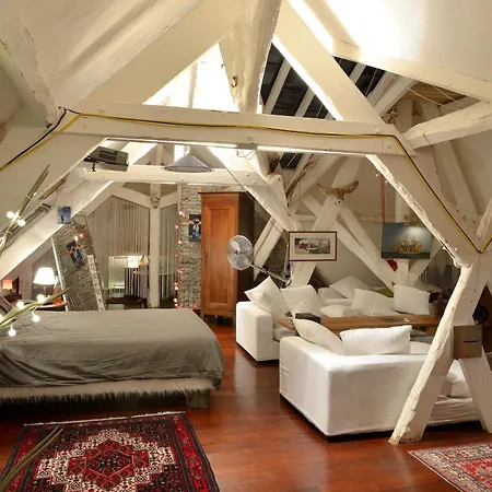 Le Loft De L'artiste Apartman *